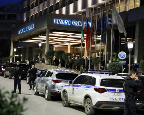 Λήξη συναγερμού για την βόμβα στο ξενοδοχείο Caravel