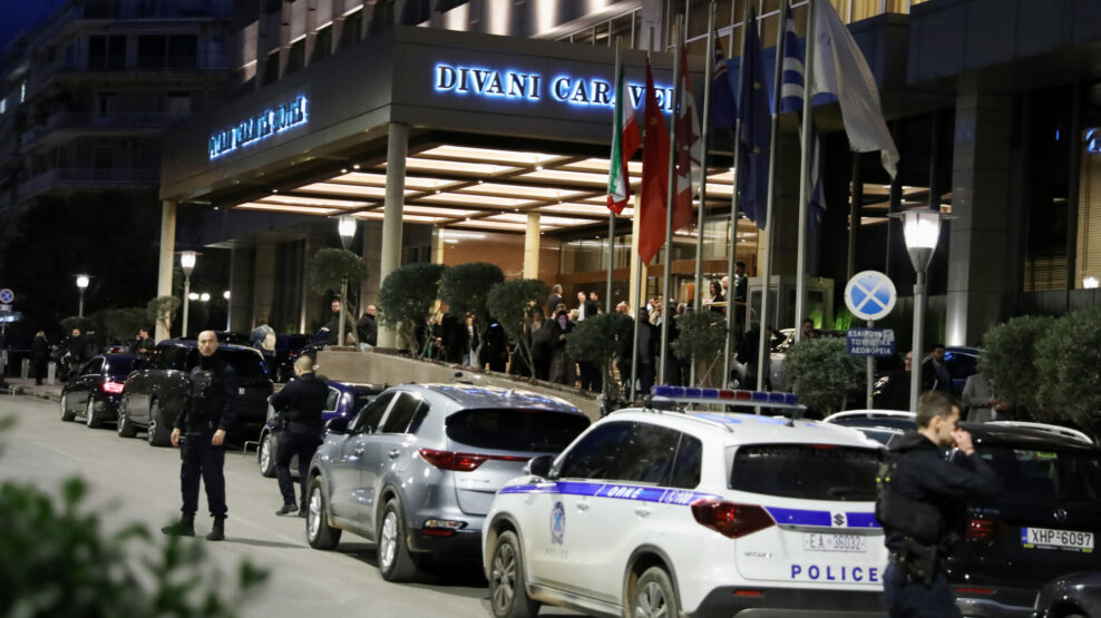 Λήξη συναγερμού για την βόμβα στο ξενοδοχείο Caravel