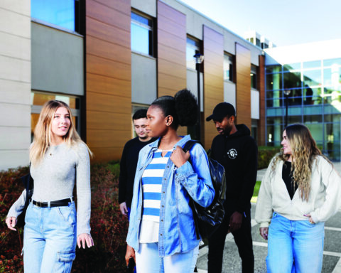 Το Πανεπιστήμιο της Αϊόβα στην Ελλάδα