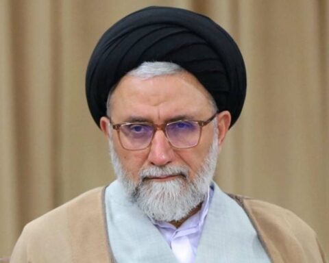 Εσμαΐλ Κατίμπ: Ποιος ήταν ο υπουργός πληροφοριών του Ιράν που 