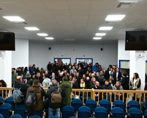 Δίκη Τεμπών