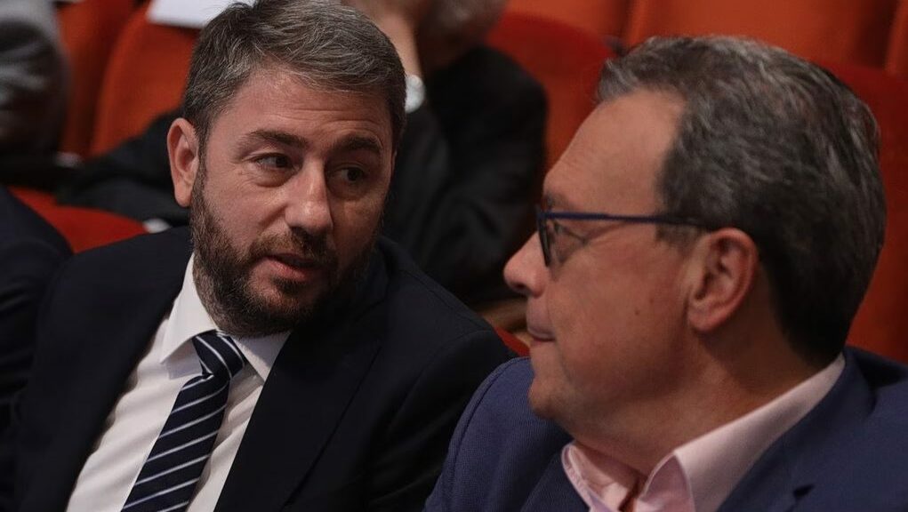 Πρόσκληση Ανδρουλάκη σε Φάμελλο και Χαρίτση