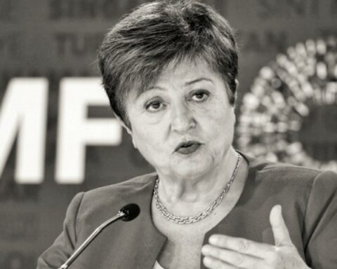 Αλλαγή πολιτικής ζητά το ΔΝΤ από τον Τραμπ