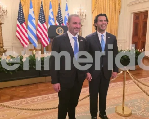 Λευκός Οικός: Όλοι όσοι βρέθηκαν στην εκδήλωση για την 25η Μαρτίου