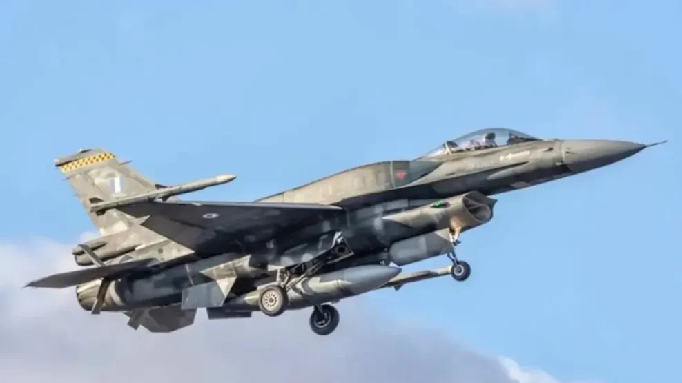 ελληνικά F-16