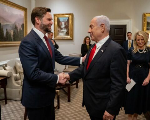 Τηλεφωνική επικοινωνία Βανς - Νετανιάχου