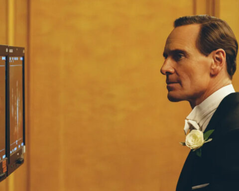 Μάικλ Φασμπέντερ ως Τζο Κένεντι