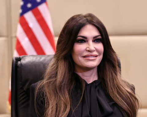 Γκίλφοϊλ για 25η Μαρτίου