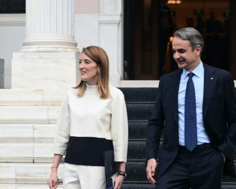 Μέτσολα για Μητσοτάκη