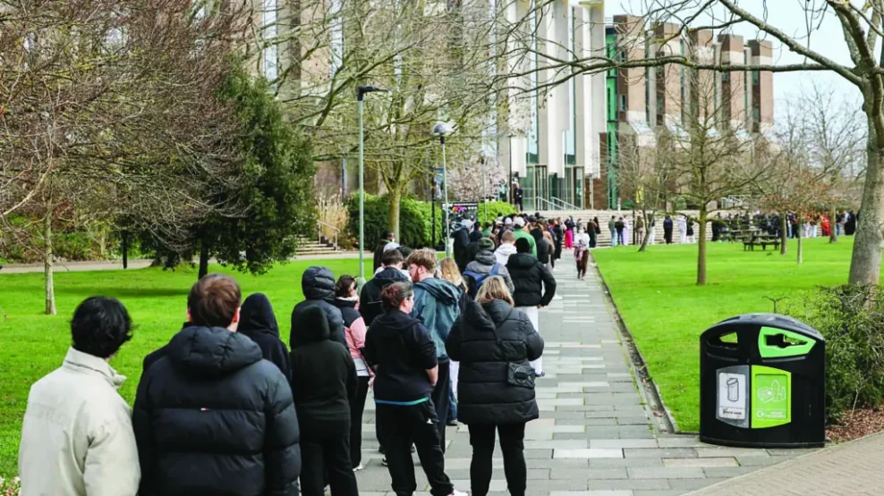 "Το χειρότερο ξέσπασμα μηνιγγίτιδας που έχουμε δει ποτέ", λένε οι ειδικοί