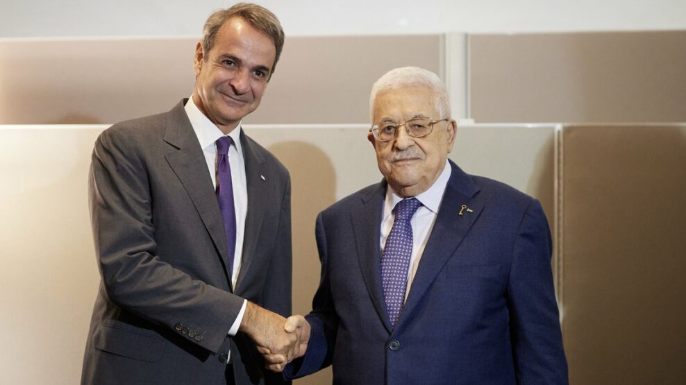 Τηλεφωνική επικοινωνία Μητσοτάκη με τον Μαχμούντ Αμπάς