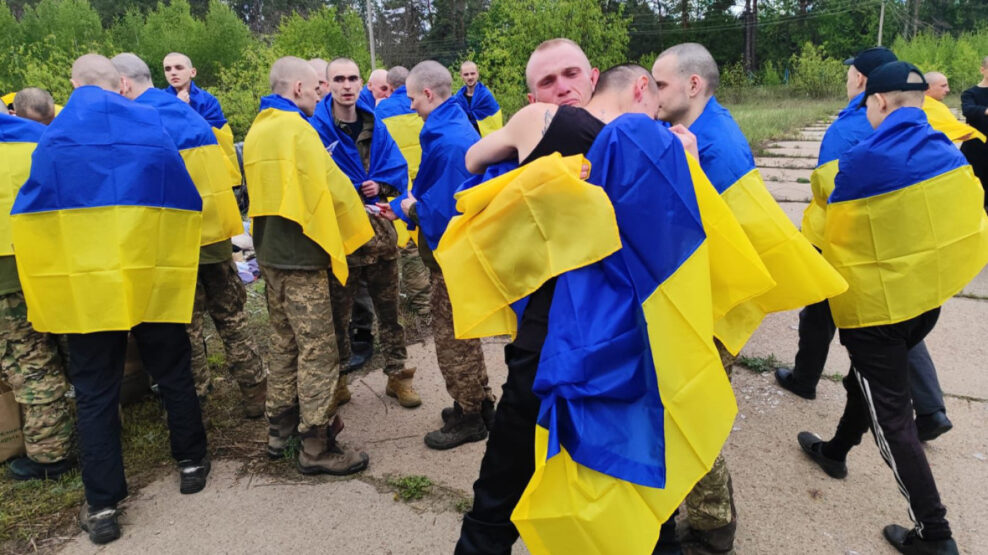 Ανταλλαγή 500 αιχμαλώτων μεταξύ Ρωσίας και Ουκρανίας