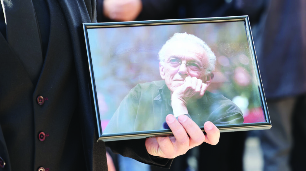 Το «τελευταίο αντίο» στον Γιώργο Πανουσόπουλο