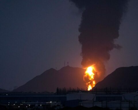 Το πετρέλαιο συνεχίζει την κούρσα