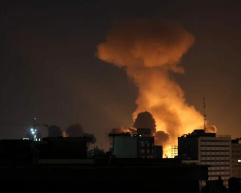 Μέση Ανατολή: Μαζική επίθεση της Χεζμπολάχ στο Ισραήλ με 100 ρουκέτες