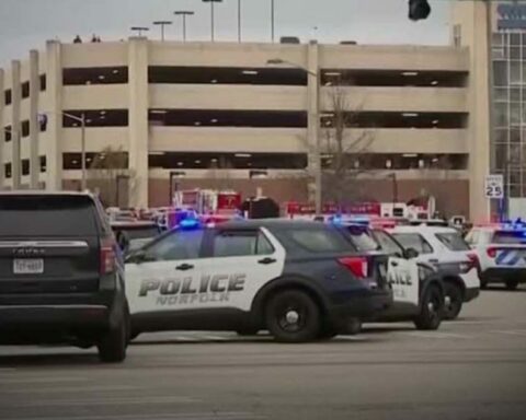 Πυροβολισμοί σε πανεπιστήμιο της Βιρτζίνια