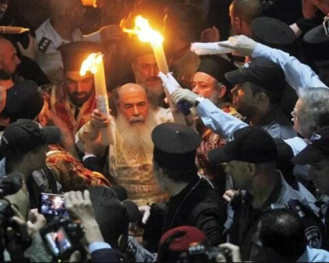 Εκπρόσωπος ΥΠΕΞ για Αγιο Φως