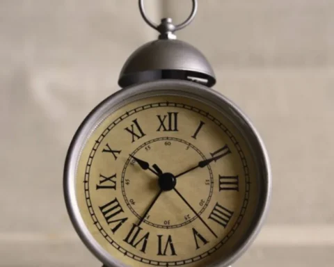 Το ξυπνητήρι χτύπησε