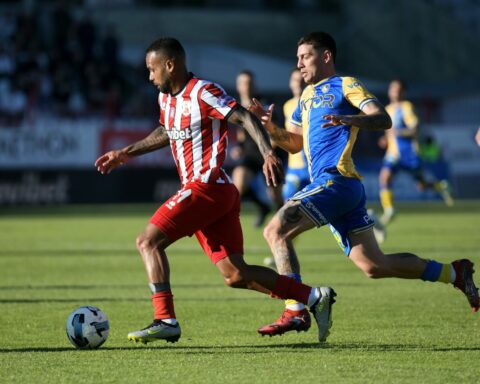 Πανσερραϊκός - Αστέρας Τρίπολης 0-0: Χαμένοι και οι δύο στη μάχη της παραμονής