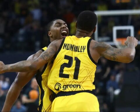 ΑΕΚ - Μπανταλόνα 87-84