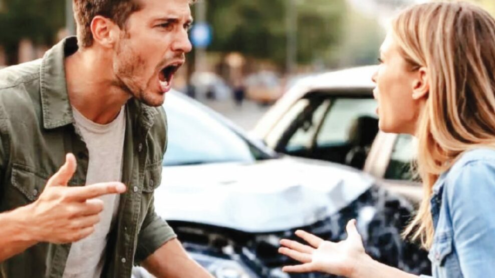 η άσφαλτος γίνεται ρινγκ