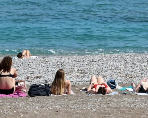 Πρόωρο καλοκαίρι