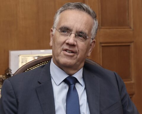 Άγνωστοι επιτέθηκαν στο σπίτι του Ισίδωρου Ντογιάκου