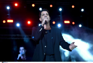 Ο Θοδωρής Φέρρης θα δώσει και δεύτερη συναυλία στο Κατράκειο