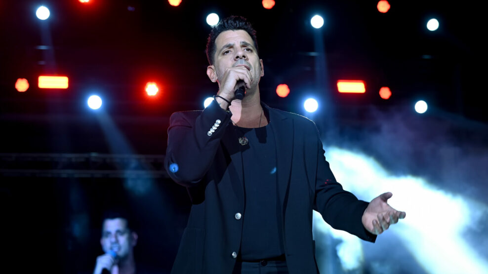 Ο Θοδωρής Φέρρης θα δώσει και δεύτερη συναυλία στο Κατράκειο