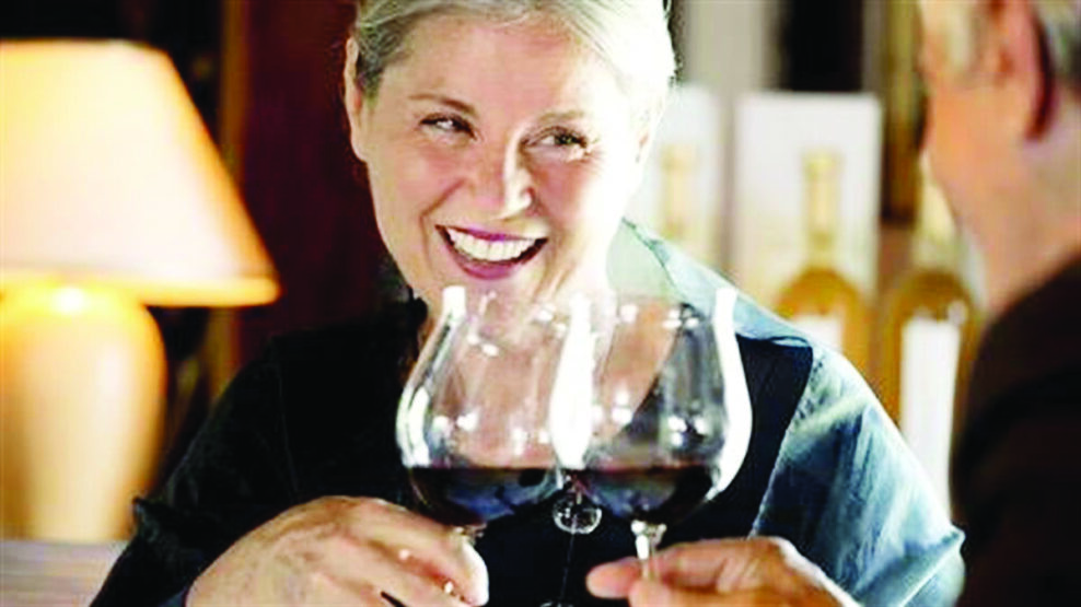 κατανάλωση αλκοόλ μετά τα 65