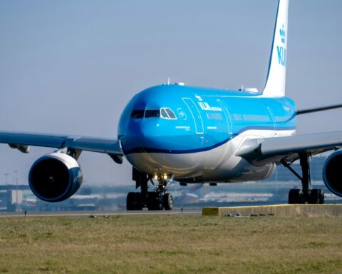 Η KLM ακυρώνει 160 ευρωπαϊκές πτήσεις λόγω αύξησης του κόστους καυσίμων