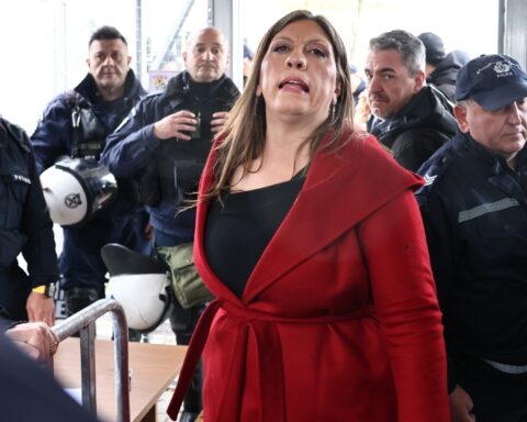 Αυτεπάγγελτη δικογραφία σε βάρος της Κωνσταντοπούλου