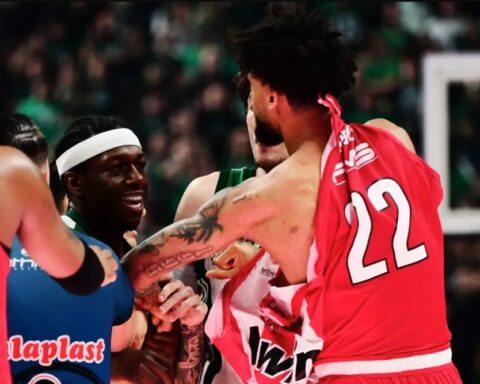 Τιμωρία μιας αγωνιστικής και πρόστιμα