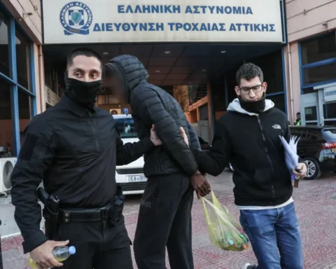 Τροχαίο Λιοσίων: Ελεύθεροι δύο κατηγορούμενοι - Αύριο απολογείται ο οδηγός