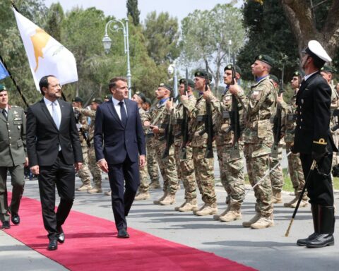 Ιστορική επίσκεψη Μακρόν στην Κύπρο