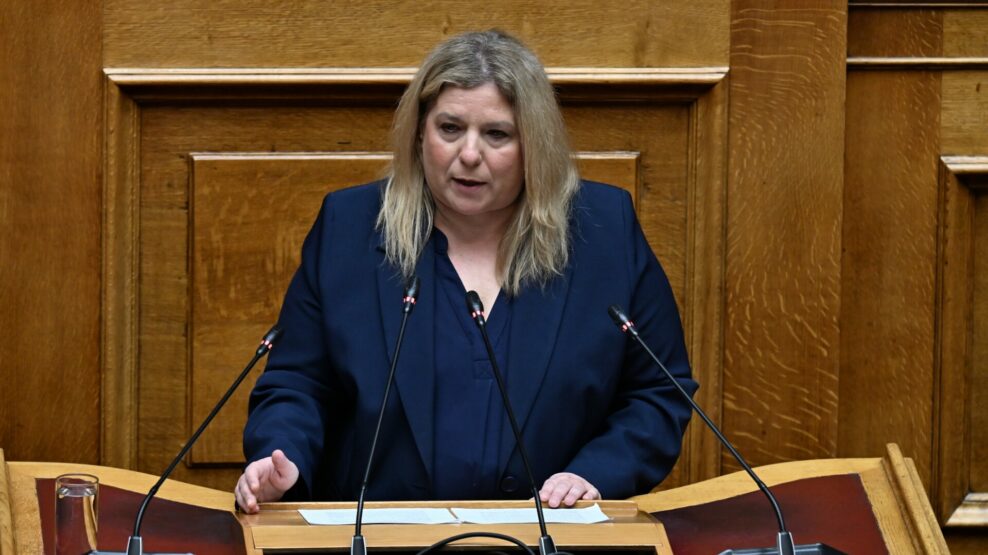 Η κυβέρνηση μιλά με έργα