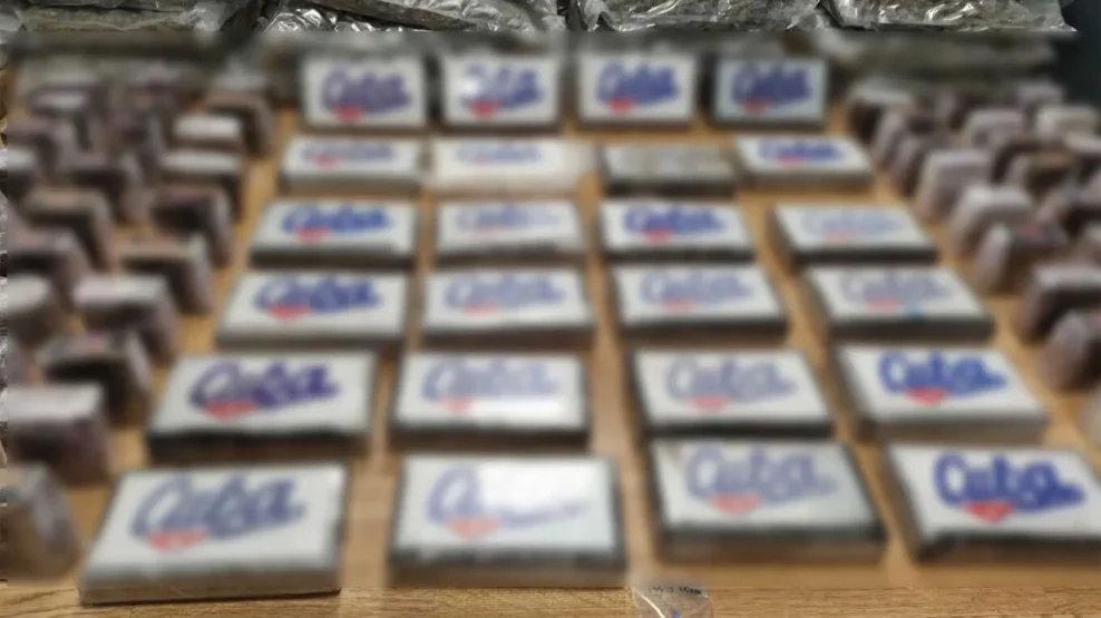 Τρεις συλλήψεις μετά από επεισοδιακή καταδίωξη για 380 κιλά ναρκωτικών