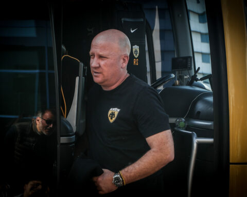 «Πέταξε» για την πρόκριση