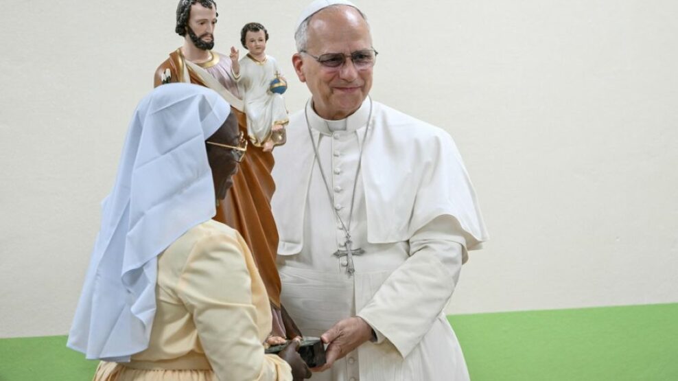 Πάπας εναντίον Τραμπ: