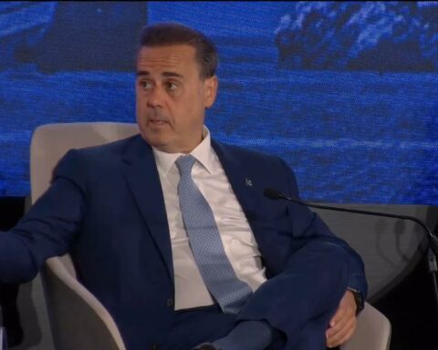 Παπασταύρου: Η Ελλάδα πρωταγωνιστεί