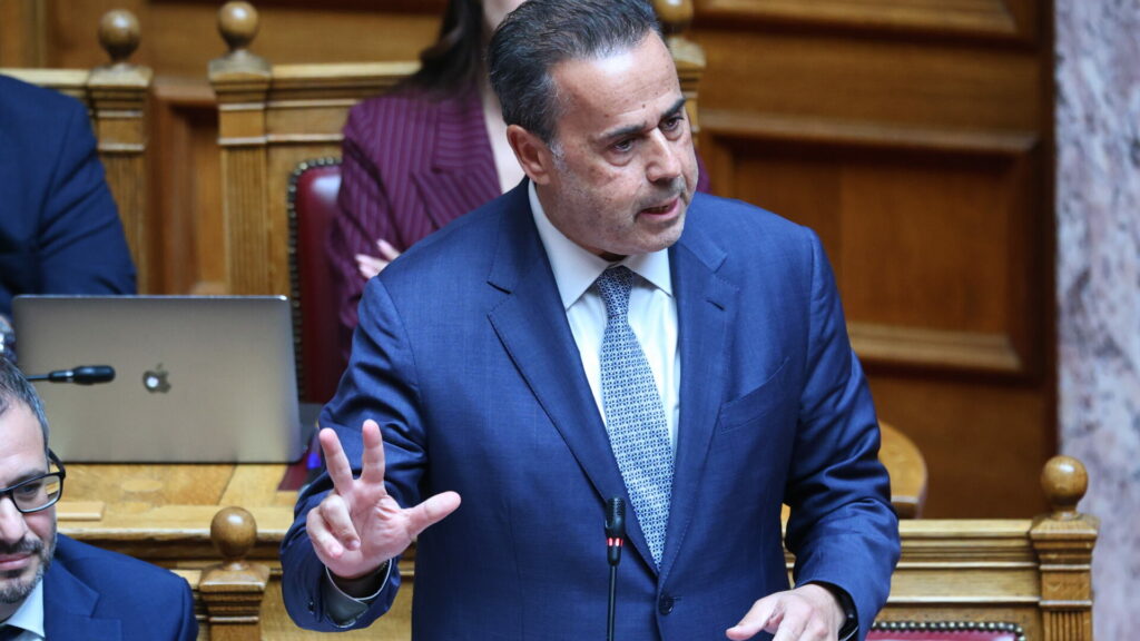 Παπασταύρου σε Φάμελλο