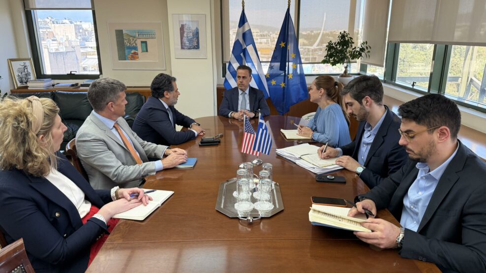 Συνάντηση Παπασταύρου