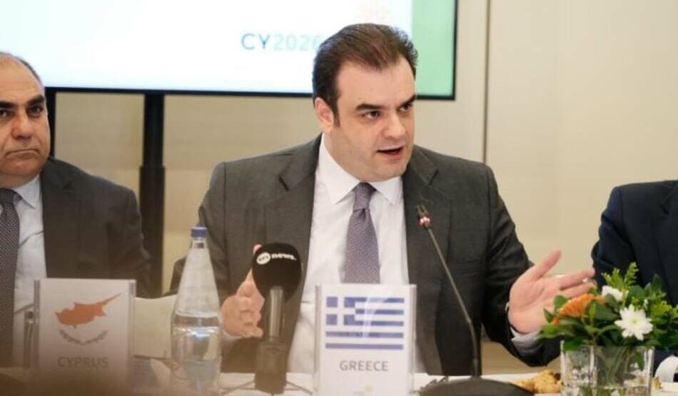 Πιερρακάκης: Υψηλότερο του στόχου το πλεόνασμα