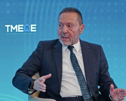 Στουρνάρας: Ο πόλεμος θα τελειώσει