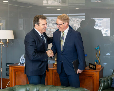 Συνάντηση Χρυσοχοΐδη