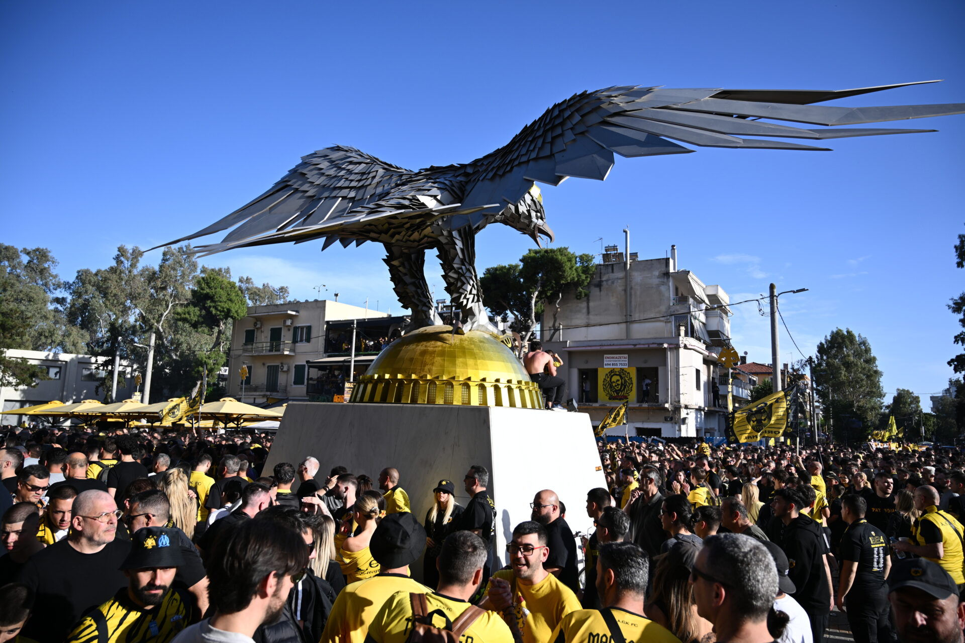 Νέα Φιλαδέλφεια: Απονομή και φιέστα της ΑΕΚ για το 14ο πρωτάθλημα στην ιστορία της