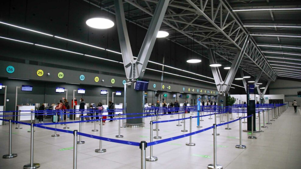 Ευρεία σύσκεψη μετά την απόφαση αποχώρησης της Ryanair από το αεροδρόμιο «Μακεδονία»