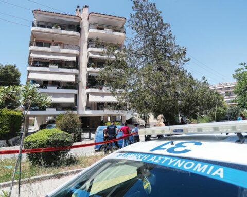 Μαμά και μπαμπά