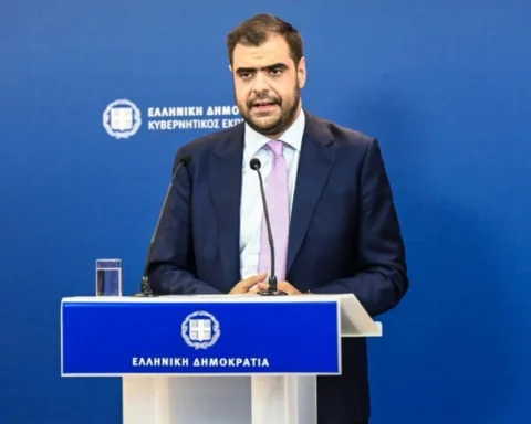 Μαρινάκης