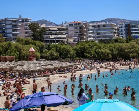 Παραλίες Αττικής: